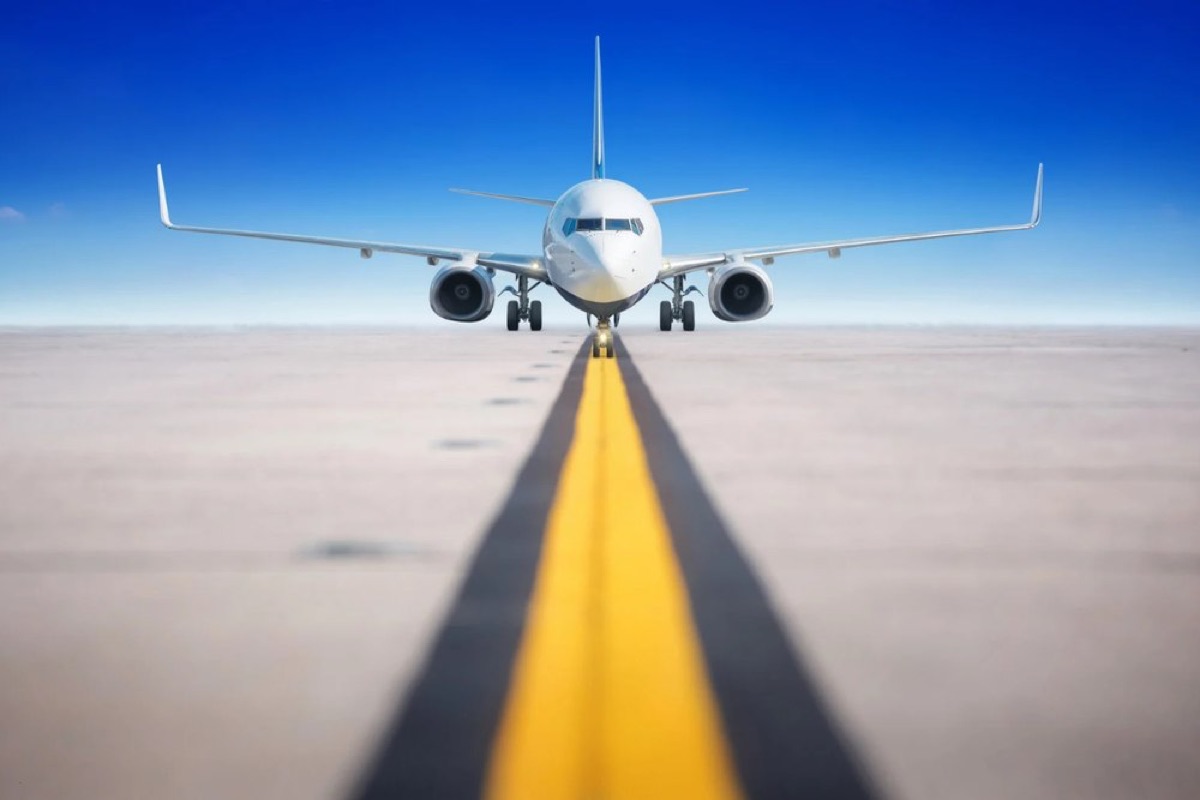 why do people clap when the plane lands